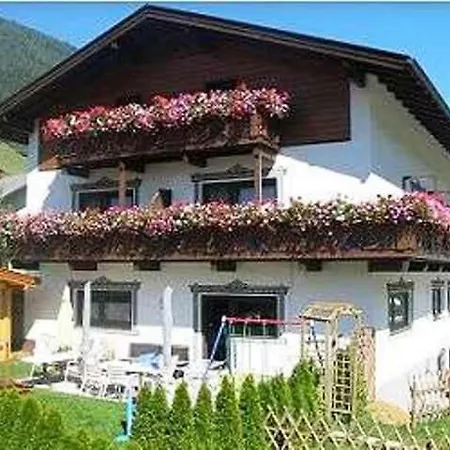 Hotel Kristall Neustift im Stubaital