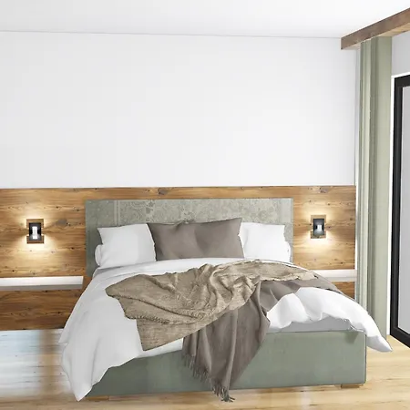 Kristall Hotel