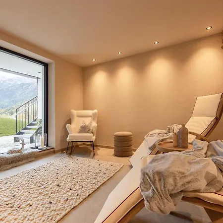 Kristall 3* 施图拜河谷新施蒂夫特