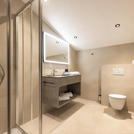Hotel Kristall 3*